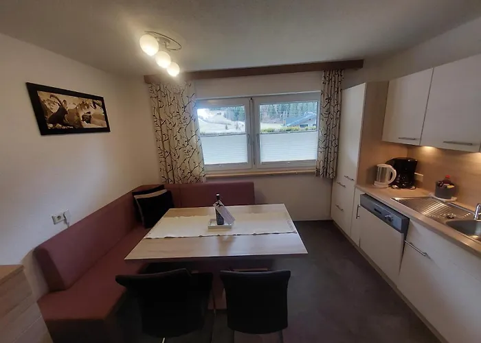 Haus Spiss Lägenhet Flirsch