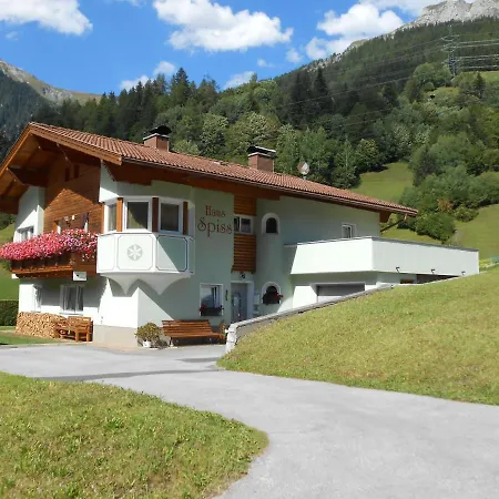 Haus Spiss Apartment